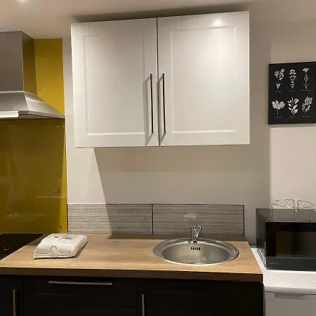T1 Bis Cosy Proche Gare Apartamento *