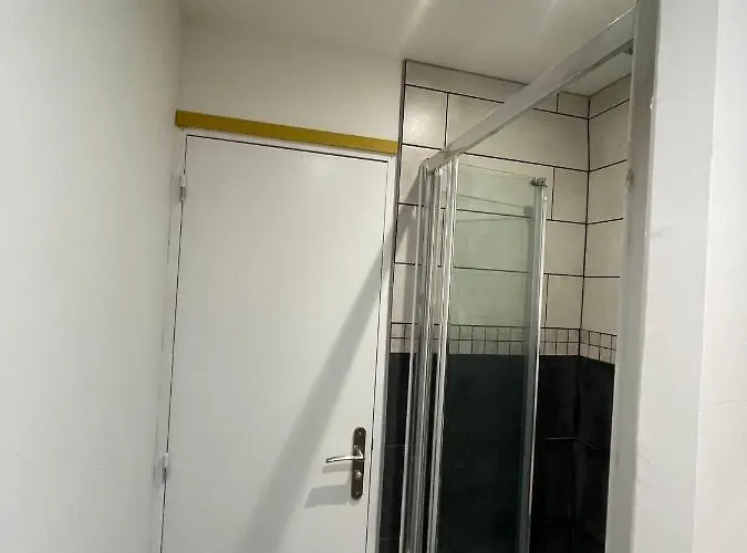 T1 Bis Cosy Proche Gare * Лурд